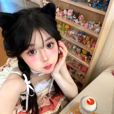 春闺三凤